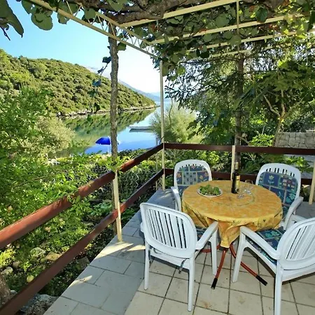 Apartments Villa Cebalo-Korcula Zrnovo Exterior photo